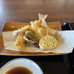 松栄庵 - 天ぷら。
            美味し。
