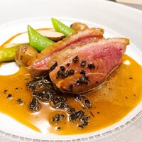 レストラン ラフィナージュ - 
                    ⚫肉料理「シャラン産鴨のロースト、トリュフソース」