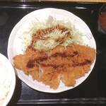 魚八&串八珍 - チキンカツ定食