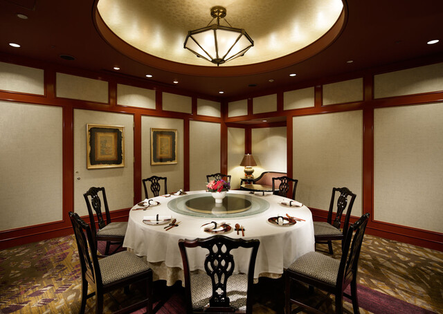 Chinese Sairyu (Yokohama Bay Sheraton Hotel & Towers) restaurant in Yokohama, Japan