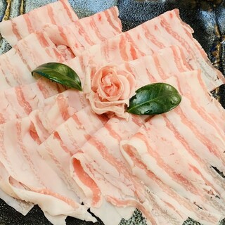 仕入れから加工までこだわった厳選素材を使用