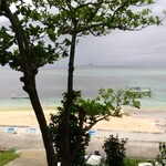 沖縄そば専門店 琉球麺 茉家 - 伊江島タッチューが見えます