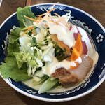 しゃぶ太郎 - サラダ100円