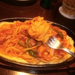 ビアーズテーブル ケラケラ - 具だくさん鉄板ナポリタン③up