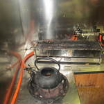 焼き鳥　柳屋 - 年期の入った網でカジカを炙ってます