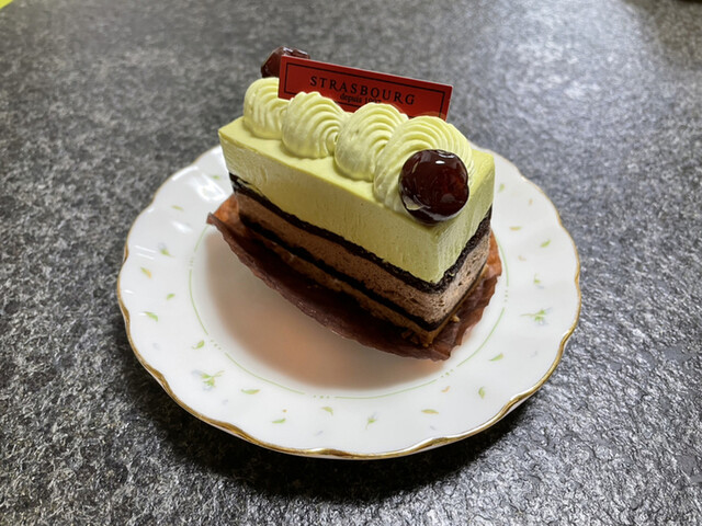 ストラスブール 丸山台店 Strasbourg 上永谷 ケーキ 食べログ ストラスブール 丸山台店 Strasbourg 上永谷 ケーキ 食べログ