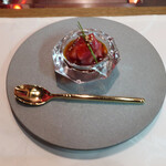 お肉屋 けいすけ 三男坊 - 食感が異なる高森和牛のタルタルユッケ