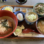 峠の茶屋 - そば丼¥1485