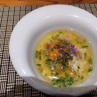 やすい - ワタリガニの茶わん蒸し　ウニ入り