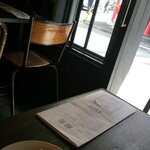 Boulangerie Bistro EPEE - 春の風が入ってきます