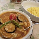 プティレストラン宮本 - 野菜カレー　サフランライス。1,490円