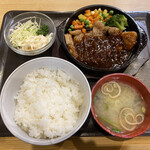 うるとら食堂 - 17:00～注文可能な、「北海道産四元豚ロースステーキ御膳」