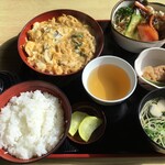 リバーサイド大扇 - 松茸とじ定食