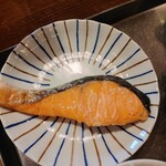 ぱっぱ屋 - 厚切りの焼き鮭