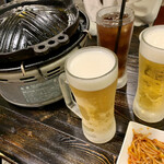 もつ鍋 鉄鍋餃子 鳥炭火焼き 九州酒場 丸九 - ジンギスカン鍋と ｶﾝﾊﾟ─(*´ω｀)o∪☆∪o(´ω｀*)─ｲ