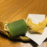 柿安 - 穴子寿司と稚鮎揚げ