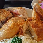 Seimenya Shokudou - 若鶏半身揚げはカレーの香りがしていてとても美味しそうでした！
