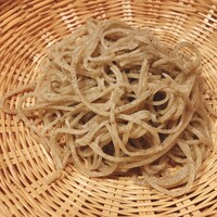 浅草じゅうろく - 粗挽きの十割蕎麦（栃木）