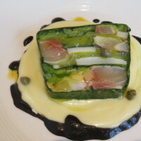 ラ・ターブル・オ・ジャポン - 私は春野菜とシマアジ・ヤリイカのテリーヌ