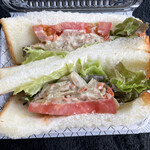 volonte - 料理写真:ごぼうサラダサンド