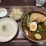 ヴァサラロード - スープカレーのランチセットです