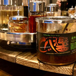 TaiKouRou Tokyo - テーブルの調味料