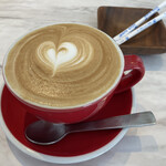 SUNRISE COFFEE - ホットのカフェラテ
