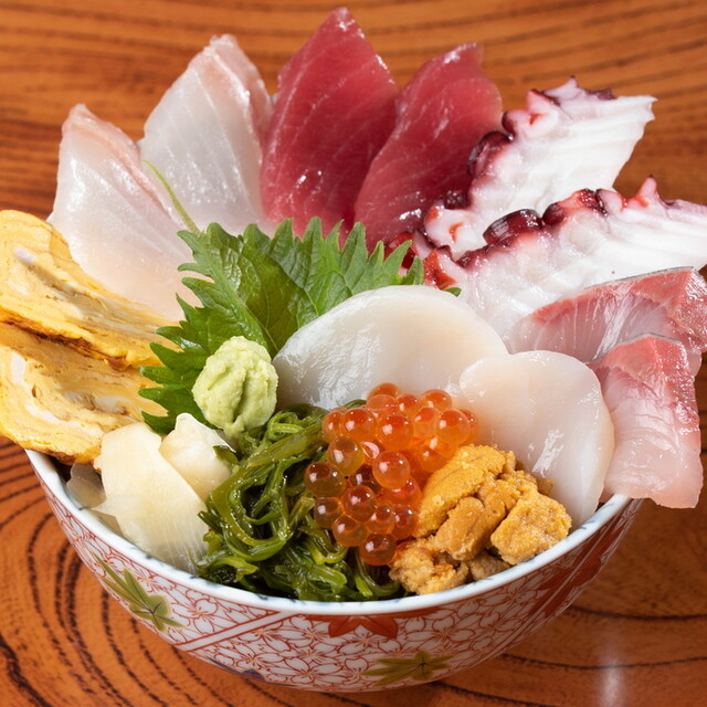丼屋 さかぐち - 脇ノ沢（海鮮丼）の写真