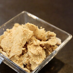 ルッカ - ガリのごま和え