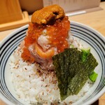 日本橋海鮮丼 つじ半 - ぜいたく丼の松