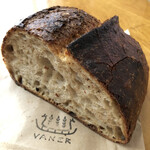 VANER - サワードウブレッド（ハーフ）