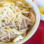 ラーメン二郎 - ＜参考＞ラーメン小＋ヤサイニンニクカラメ＋玉子