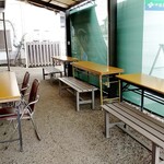 丸池製麺所 - 屋外席