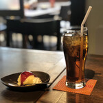 Hachi gotei - デザート＆ウーロン茶