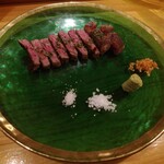鉄PAN焼 ハダパン - 『上州牛のサーロインステーキ
　　100g　1300円』