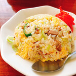 あづまや - 『半チャーハン』300円