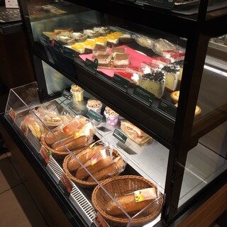 夜10時以降入店可 新宿でおすすめのケーキをご紹介 食べログ 夜10時以降入店可 新宿でおすすめのケーキをご紹介 食べログ