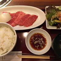 焼肉 しんうち 神楽坂 - 和牛カルビ御膳80g　1100円