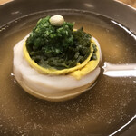 赤坂 菊乃井 - 昼懐石１３３１０円。甘鯛新茶蒸し。一番出汁の香りをしみじみと楽しみ、崩すに連れて新茶が香る仕掛けです（╹◡╹）（╹◡╹）