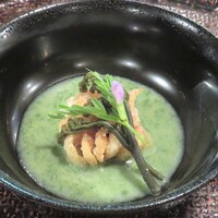 心根 - 椀アマゴ？唐揚げ　ヨモギ白味噌仕立て　