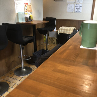 餃子バル 餃子の花里_2