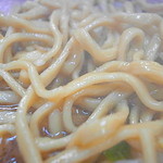 ラーメン二郎 - 湯気を吹き上げのたうつ二郎麺（2012年10月3日）