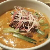 広尾はしづめ - 粗挽き肉味噌の担々麺