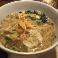 広尾はしづめ - 蒸し鶏と千寿葱の温麺