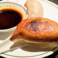 中国飯店 富麗華 - 焼餃子