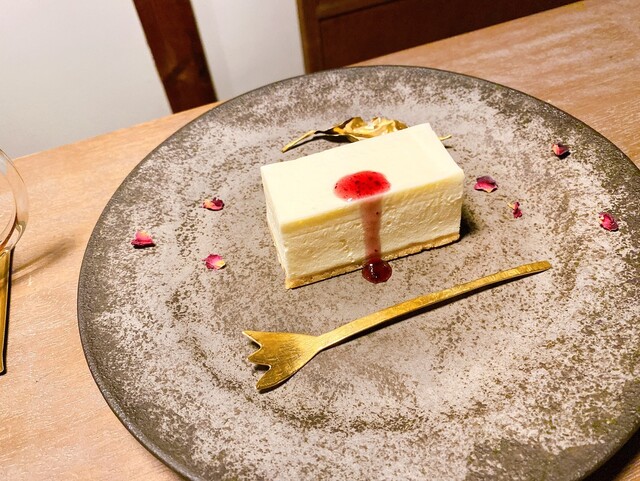 教授の休日 今池 カフェ 食べログ