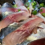 和顔 鶏魚楼 - 生サバのアップ
