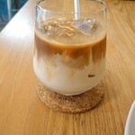 Cafe&gin mono - アイス ダーティーチャイ (エスプレッソ＋チャイラテ)