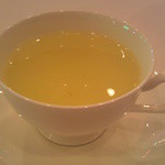 レストラン＆カフェ ラ・ヴィータ - ハーブティー（マリーゴールド）