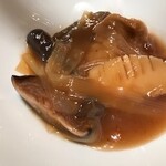 中国料理 桃李 - ナマコの醤油煮込み